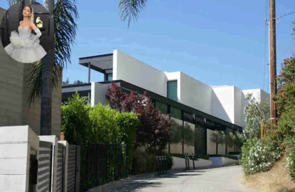 Ariana Grande's home