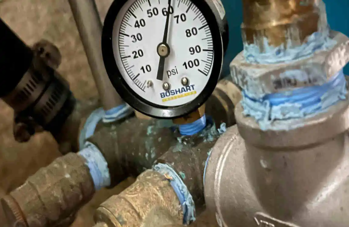 what pressure should water be in the house