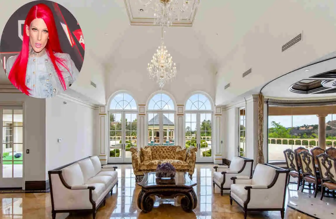Jeffree Star's Calabasas House