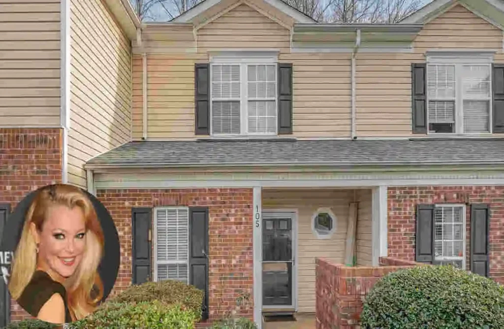 Inside the Luxurious World of Charlotte Ross’s Home Charlotte Ross's Home