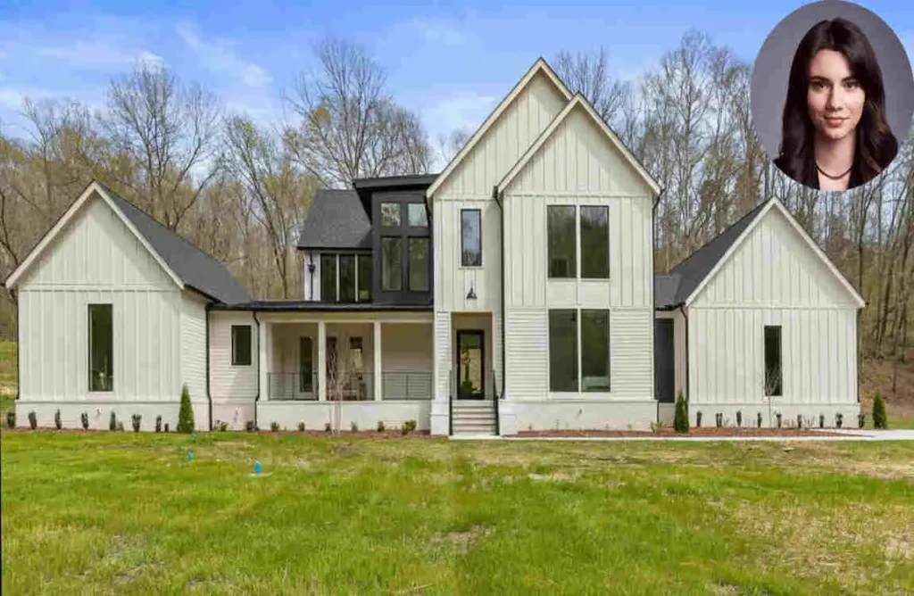 Inside Brett Cooper’s Stylish Nashville Farmhouse: A Modern Take on Rustic Living Brett Cooper's house