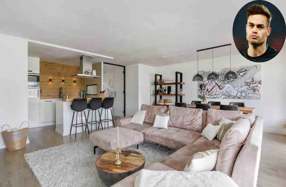 Karl Amon's Luxurious House