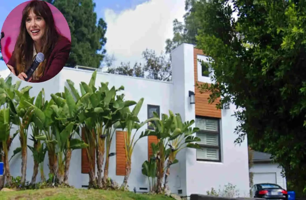 Elizabeth Olsen’s Stunning $2.5M LA House Tour: Inside Her Luxe Celebrity Home elizabeth olsen house