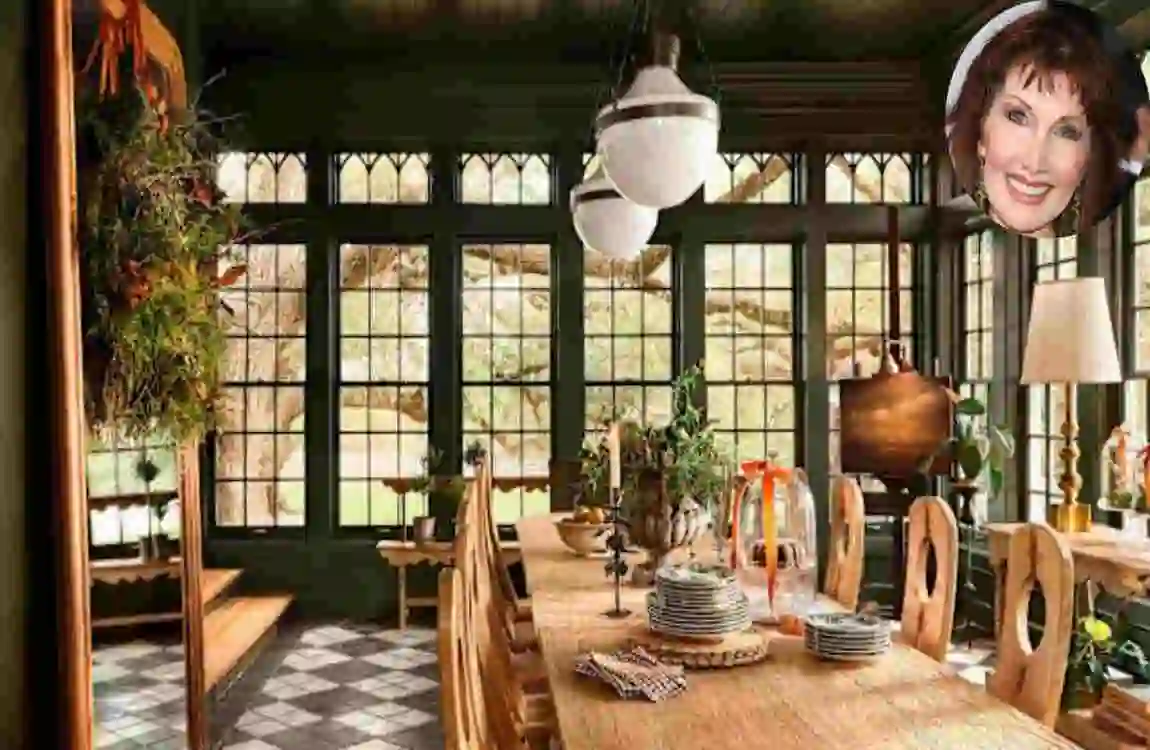 Joanna Gleason Luxury House